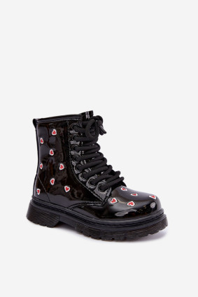 Lackierte gefütterte Stiefelette mit Herzchen