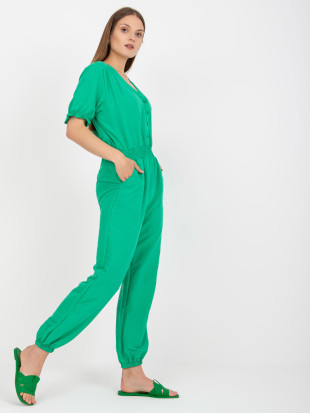 Grüner Jumpsuit mit kurzen Ärmeln