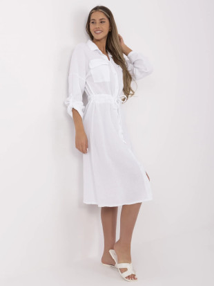 Weiße Sommerkleid mit langen Ärmeln