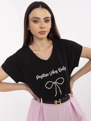 Stylisches schwarzes T-Shirt mit Applikation