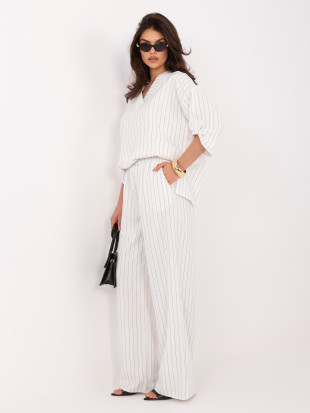Weißes gestreiftes Set mit Bluse und weiten Hosen