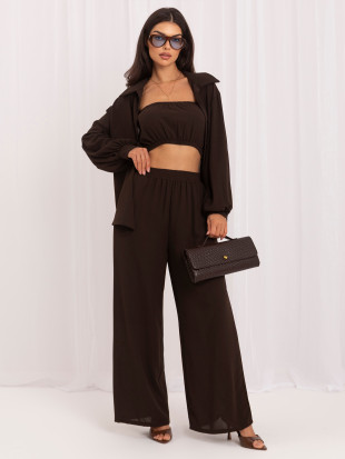 Braunes dreiteiliges Set mit Top, Hemd und Hose