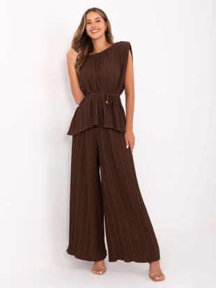 Elegantes Set in Dunkelbraun