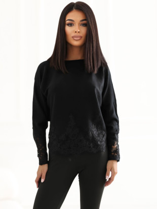 Eleganter schwarzer Pullover mit Spitze