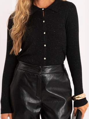 Eleganter schwarzer Polo-Pullover mit Kragen
