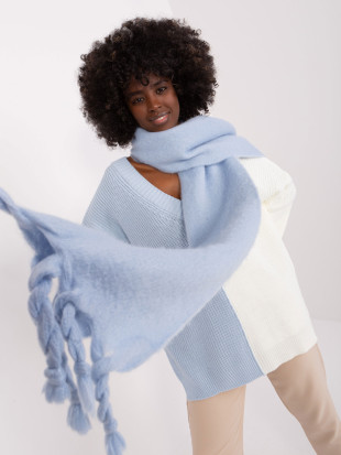 Eleganter blauer Schal